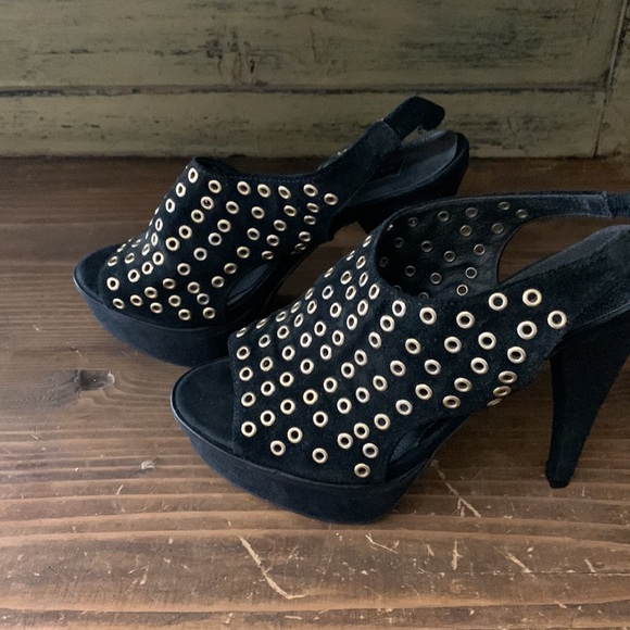 Steve Madden unique Black Heels - Picture 3 of 6